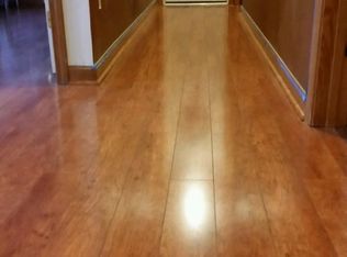 104 Kosak Ct, Feeding Hills, MA 01030