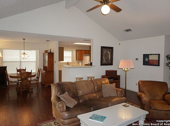 2nd image of 8118 Oak Island Dr