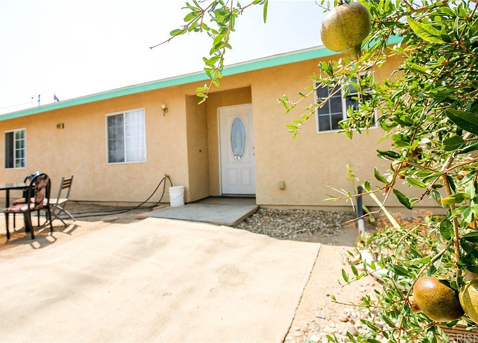 1st image of 10554 Acanthus St