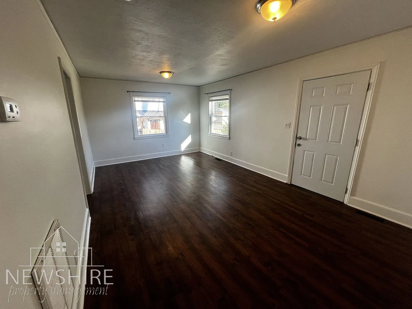 Charming 2 Bedroom Home Minutes from Downtown Greenville — Photo 3
