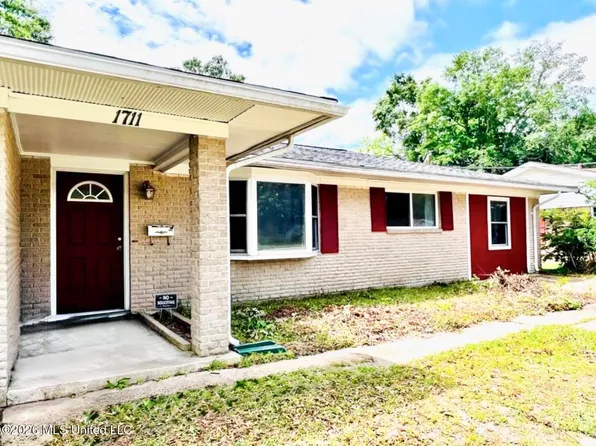 1711 James Madison Dr, Biloxi, MS 39531