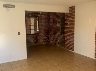 605 S Royal Crest Cir Unit 15, Las Vegas, NV 89169