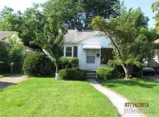 740 E Ten Mile Rd, Ferndale, MI 48220