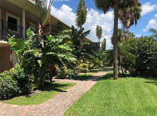 110 148th Ave E APT 9, Madeira Beach, FL 33708