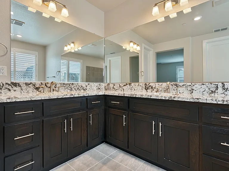200 Moisant Ct — Photo 19