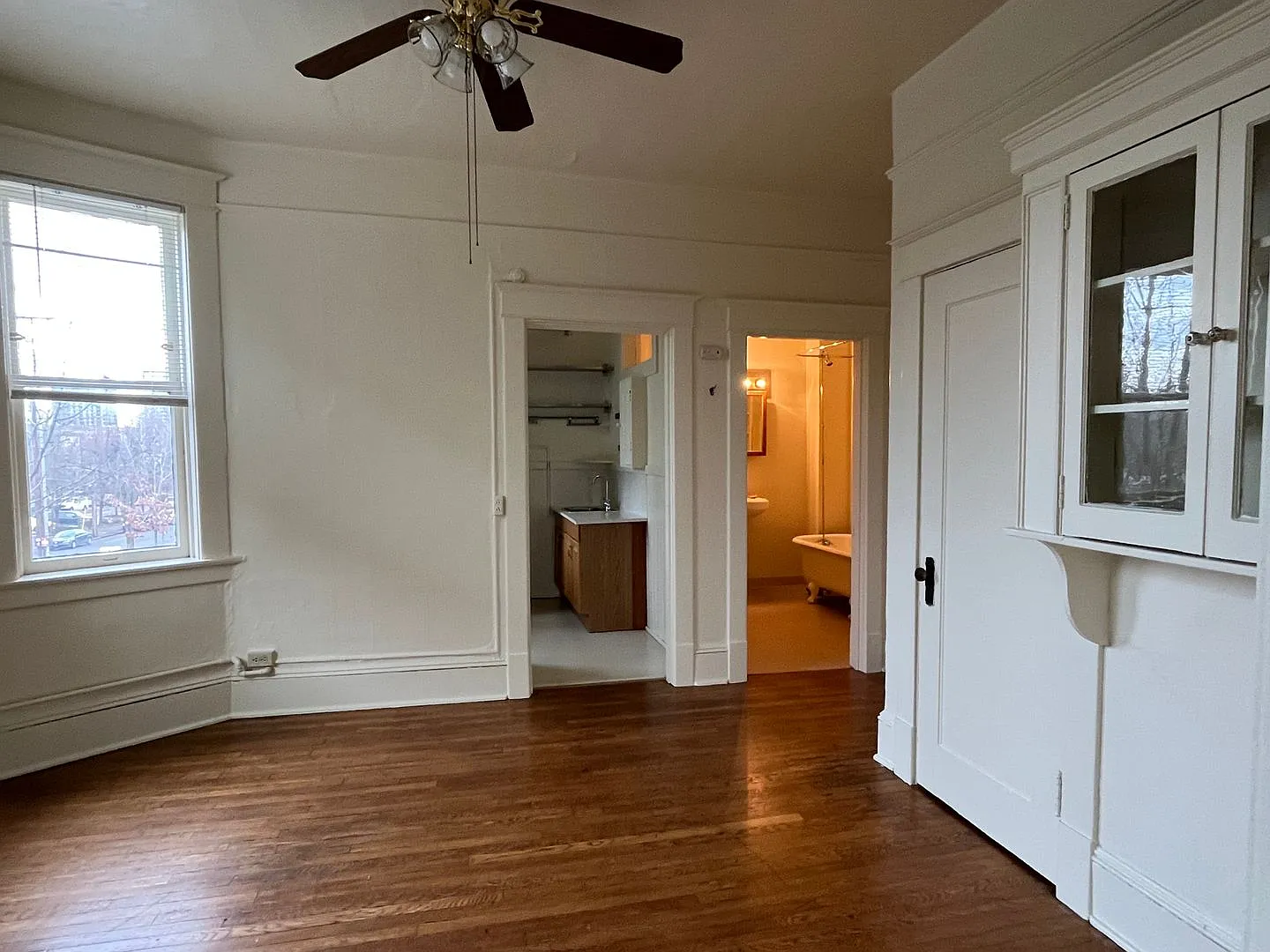 Baker Apartments — Photo 4