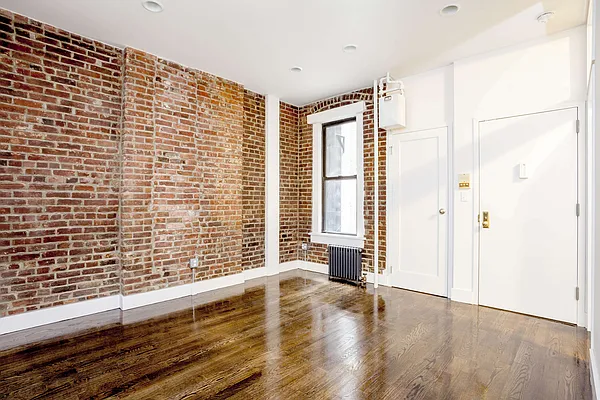 Rented by Compass | media 14