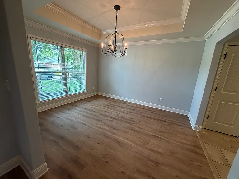 5563 Tucker Cir — Photo 4