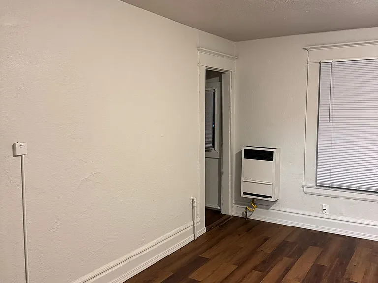 545 N California St #10 — Photo 12