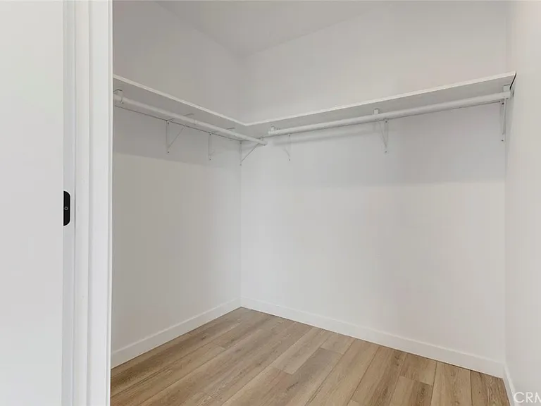 14810 Delano St #204 — Photo 6