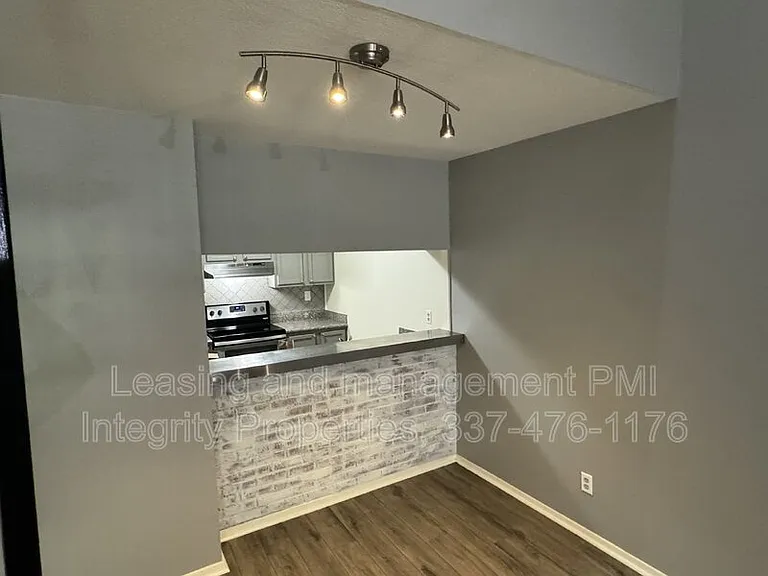 300 Lozes Ave #1603 — Photo 6