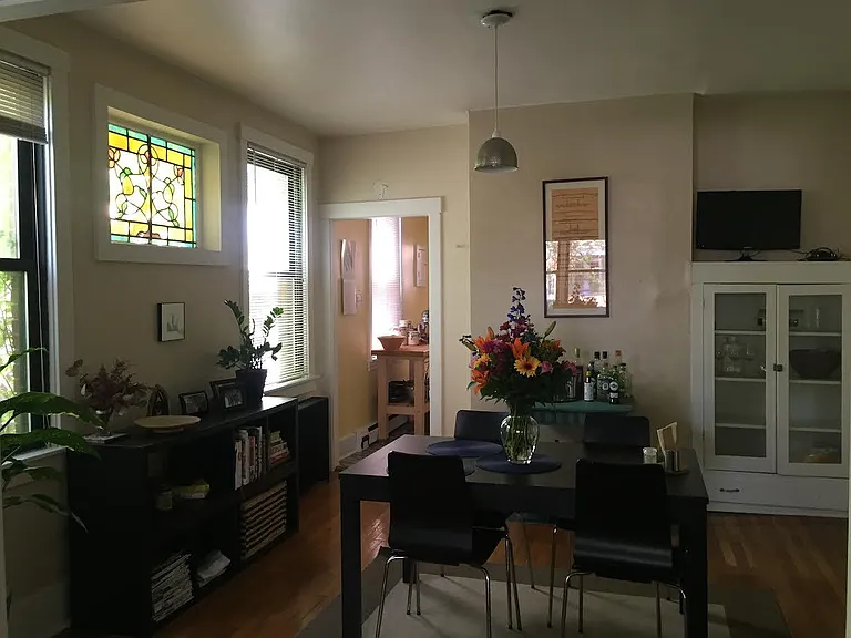 340 Spahr St #1 — Photo 3