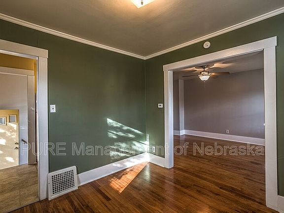 3rd image of 994 S 50th St #996