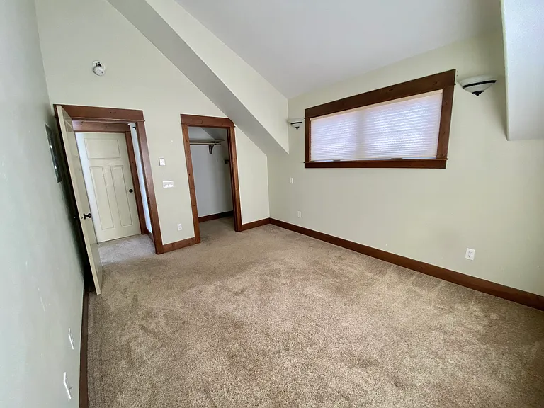 4414 Brisbin St #B — Photo 8