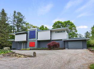 673 Yokum Pond Rd, Becket, MA 01223