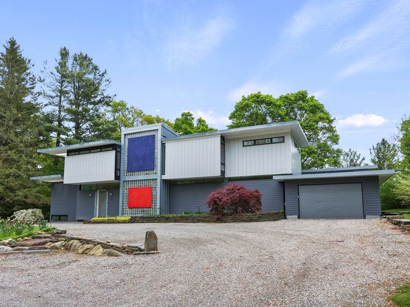 673 Yokum Pond Rd