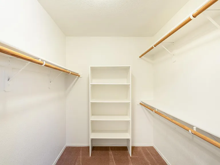 112 Buffalo Dr — Photo 18