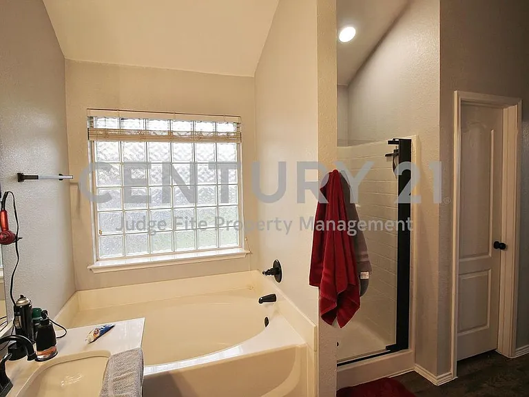 731 S Ridge Dr — Photo 7