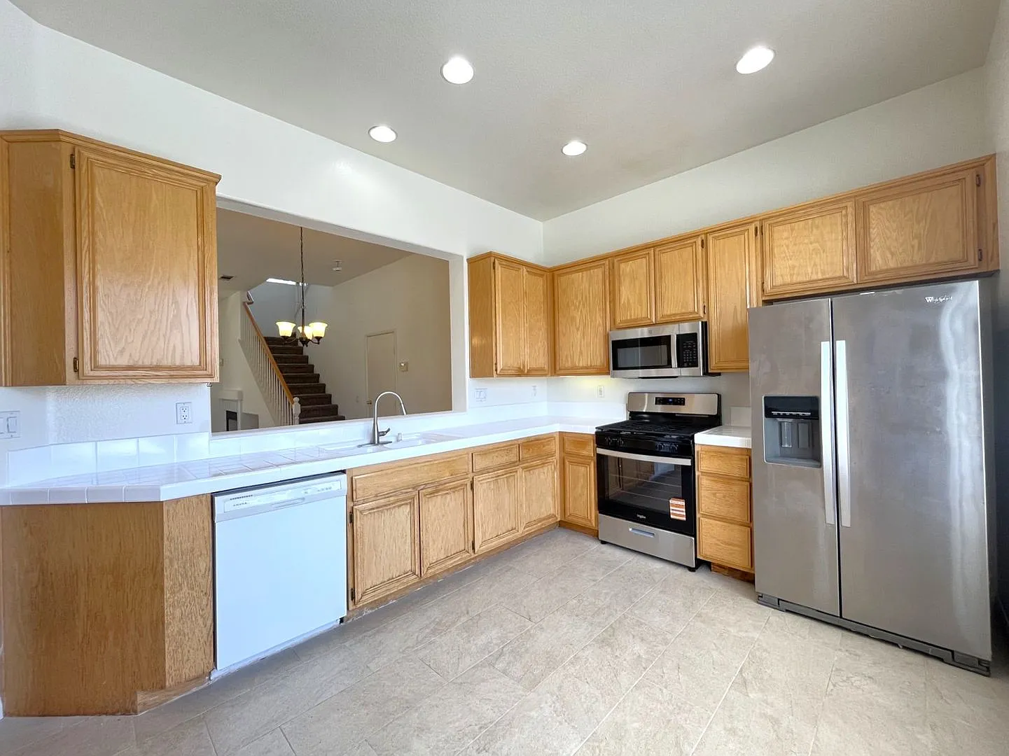 4 bed, 2 bath in Corona, CA! — Photo 4