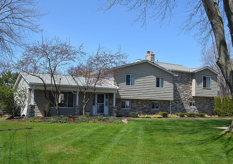 1st image of 4999 Wavewood Dr