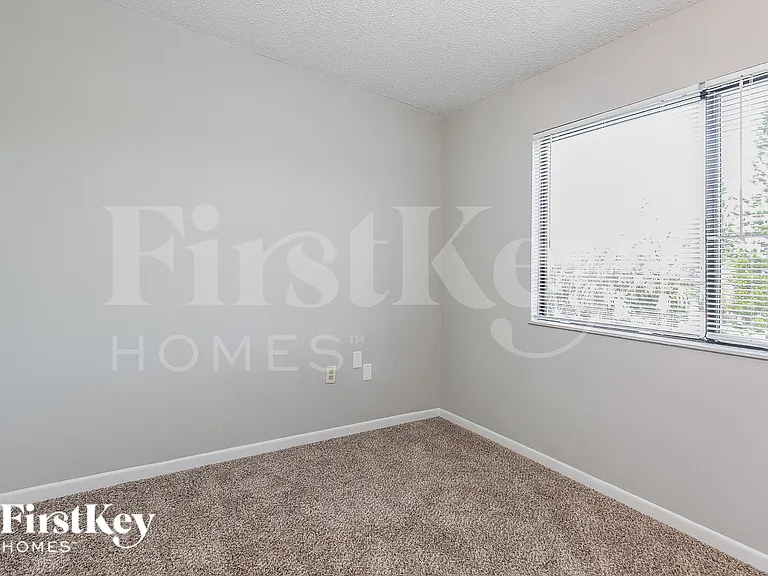 4005 Mount Sterling Ave — Photo 11