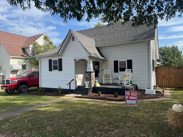 914 Cedar St
