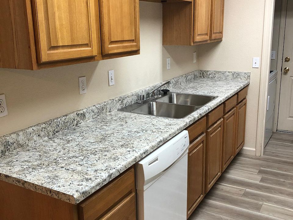 2nd image of 77 Madden Ln #B