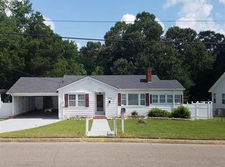 525 James St, Ozark, AL 36360