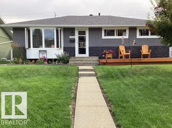 15627 83rd Ave NW, Edmonton, AB T5R 3T6