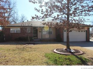 11406 E 5th St, Tulsa, OK 74128