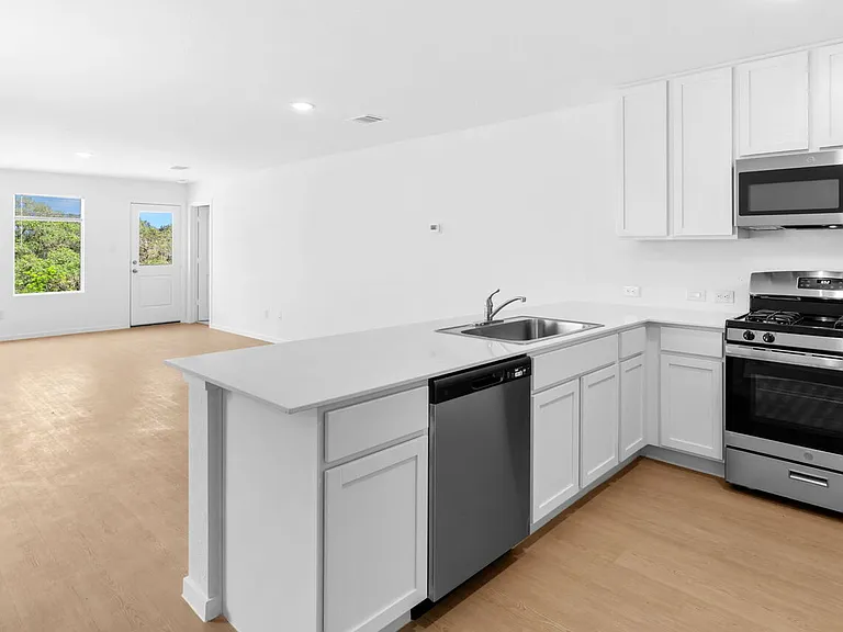 3913 Glade Crk — Photo 4