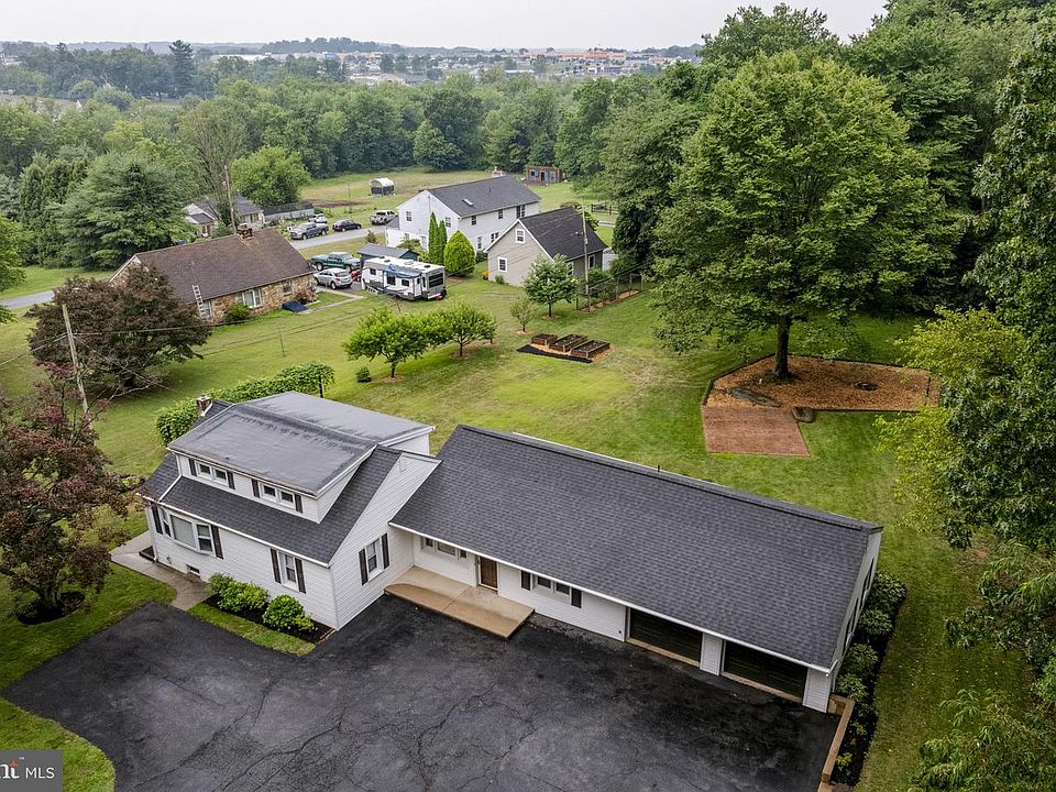 1st image of 65 Compass Rd