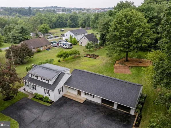 65 Compass Rd, Parkesburg, PA 19365