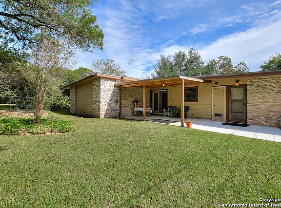 2nd image of 243 Montfort Dr