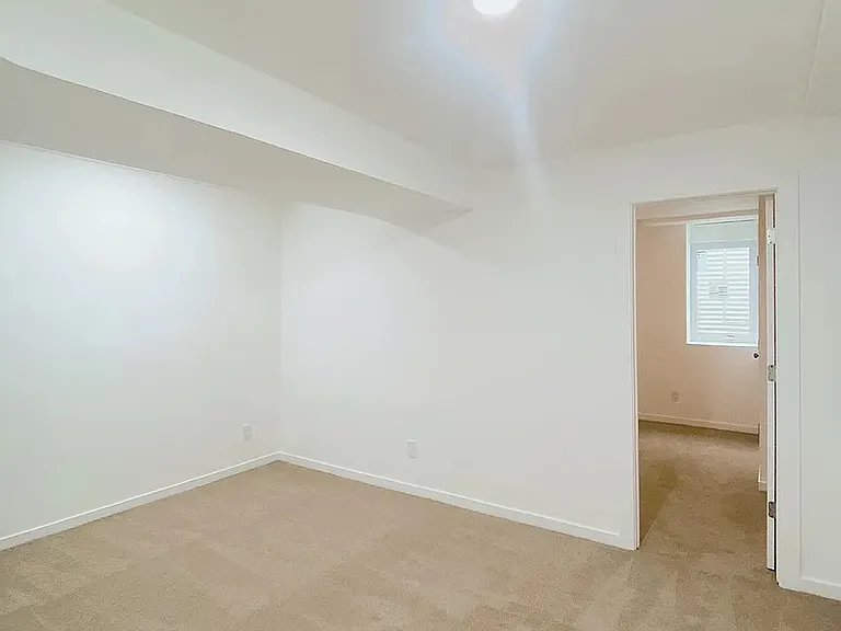 3044 Buchanan St NE — Photo 21