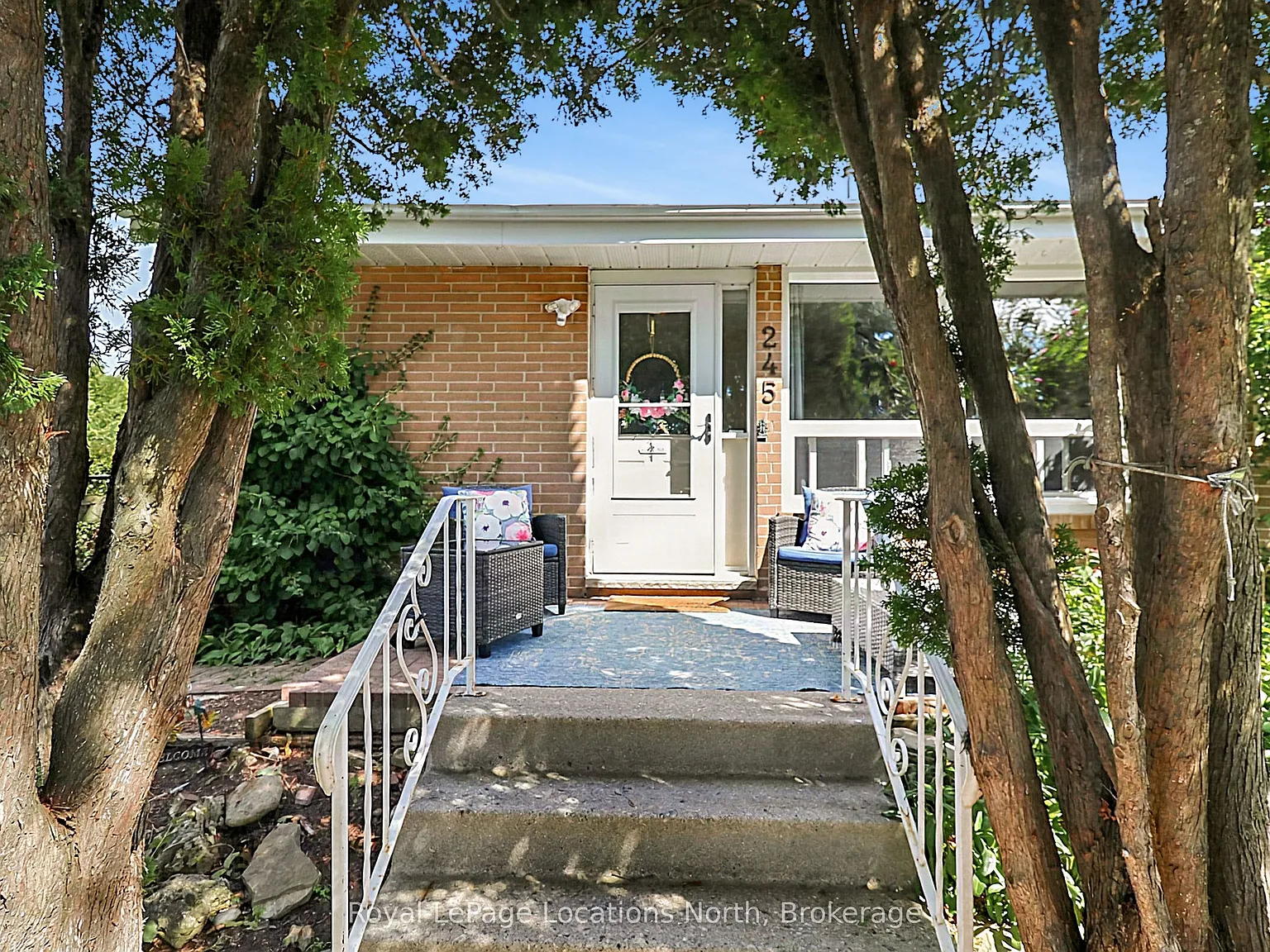 3 bed, $2,500 — Photo 1