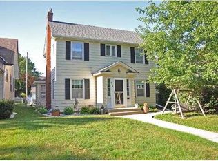 2146 Berkeley Ave, Saint Paul, MN 55105