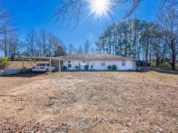 7484 County Road 76, Rogersville, AL 35652