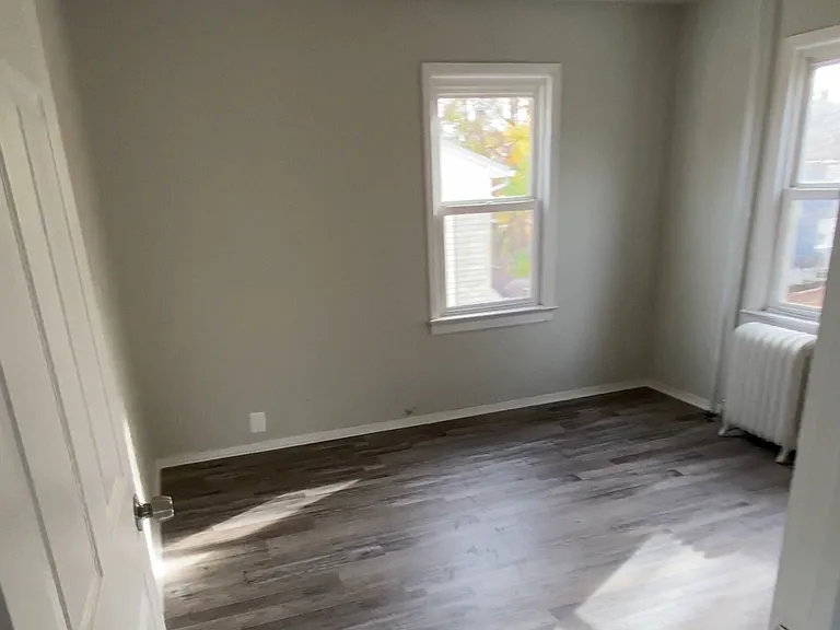 17 Andover Ave — Photo 3
