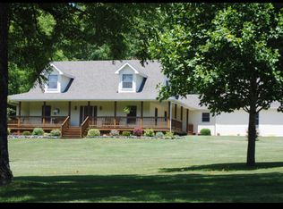 1303 Woodcrest Ct, Nixa, MO 65714