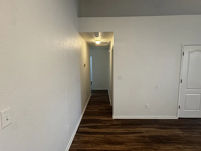 2138 W Solis St — Photo 8