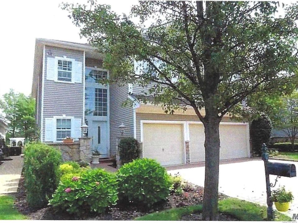 169 Hamlet Drive UNIT 169, Mount Sinai, NY 11766 MLS 3490727 Zillow