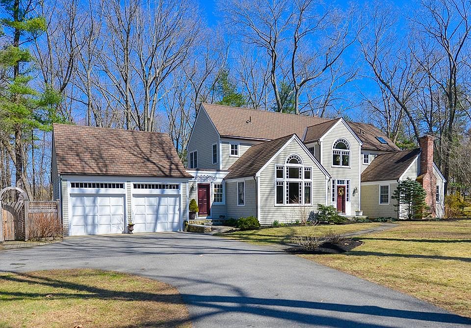 1st image of 17 River Meadow Dr