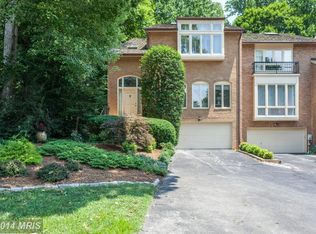 6431 Goldleaf Dr, Bethesda, MD 20817