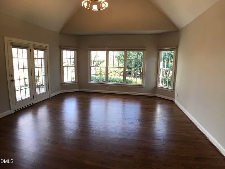 606 Preston Village Way — Photo 15