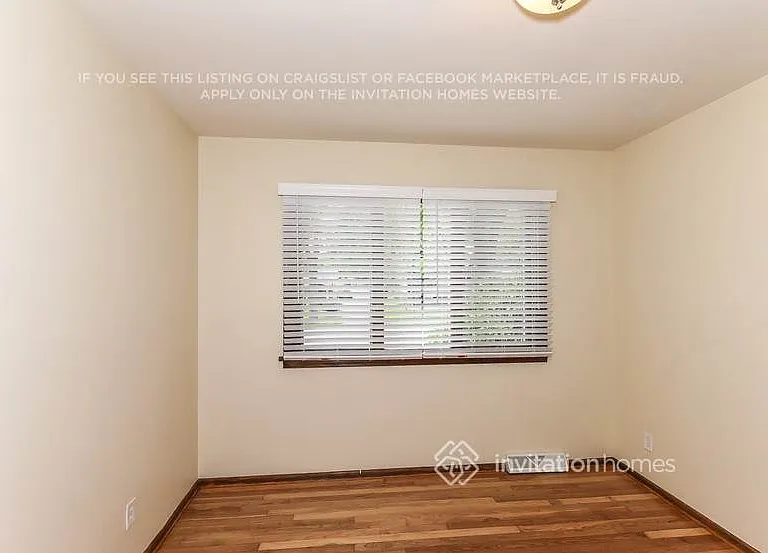 2915 188th Pl — Photo 15