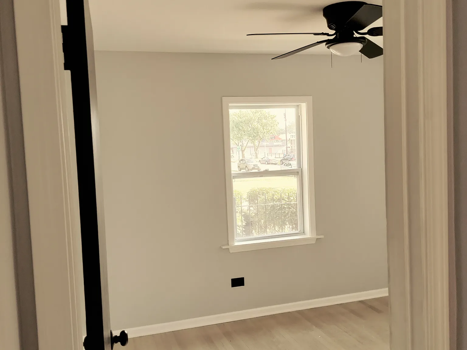 2 bed, 900 sqft, $1,550 — Photo 2