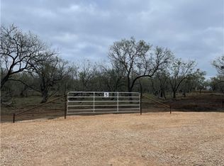 309 Western Lane Rd, Leesville, TX 78122