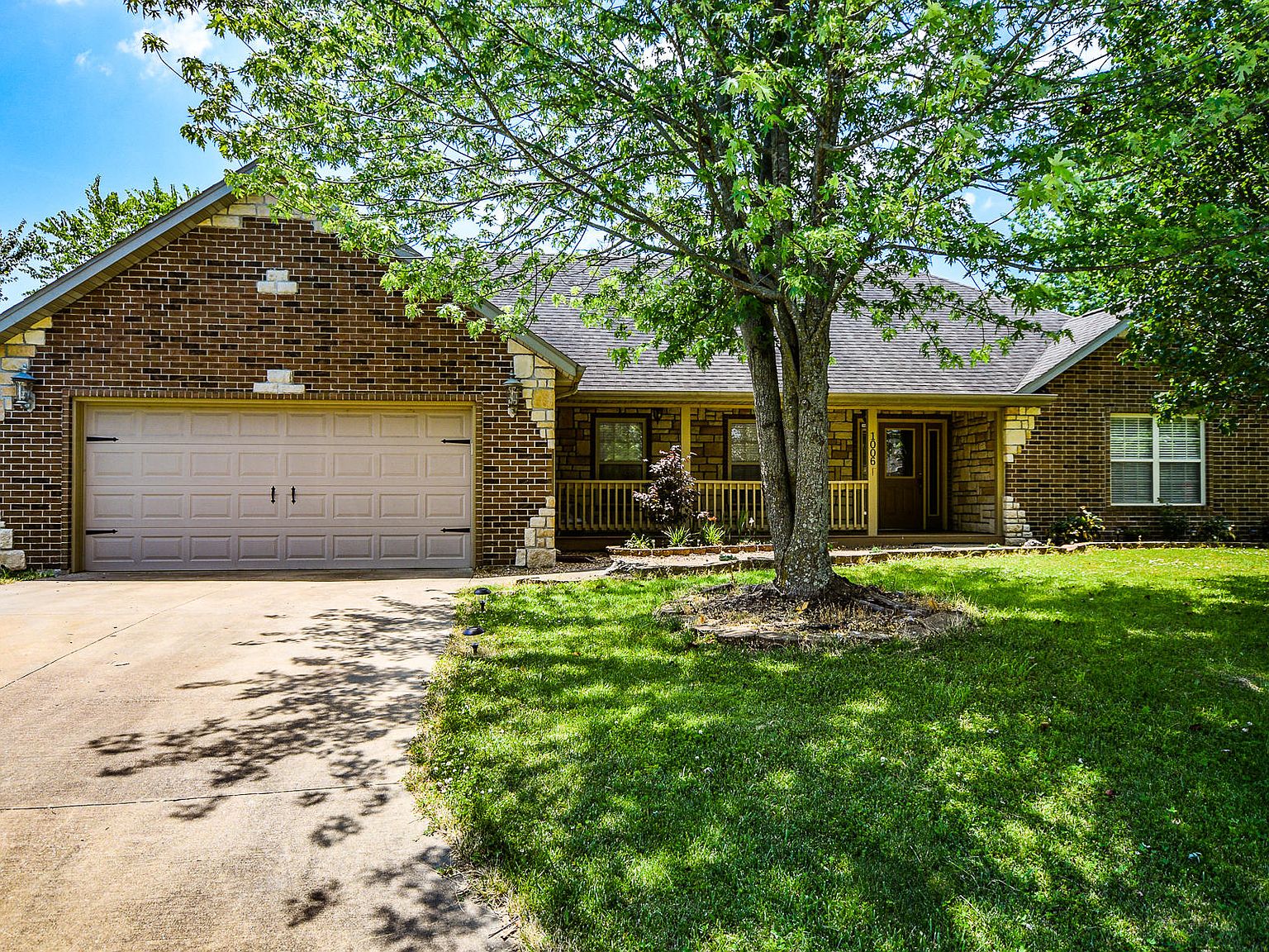 1006 E Waterford Blvd, Ozark, MO 65721 Zillow