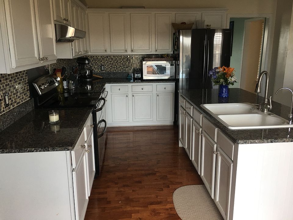 1st image of 108 Edith Dr